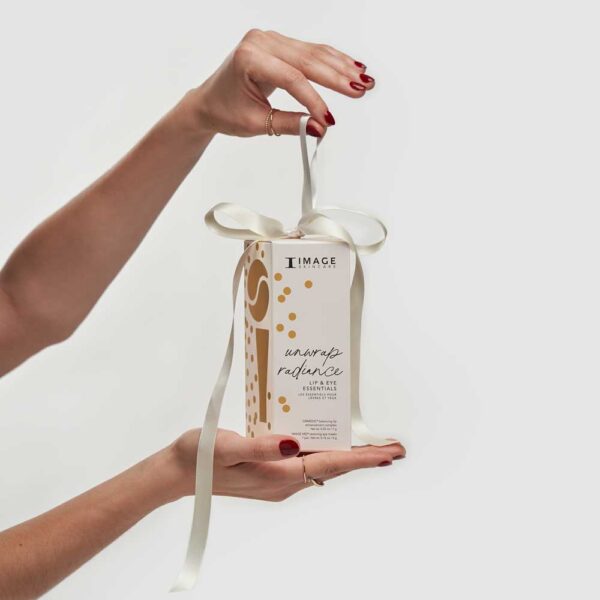 Unwrap Radiance kinkekomplekt